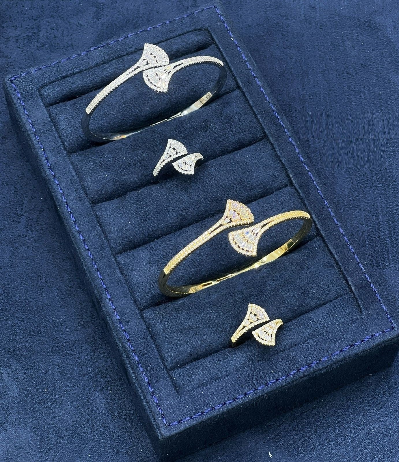 Royal Fan-Design Crystal Bangle & Ring Set for Women